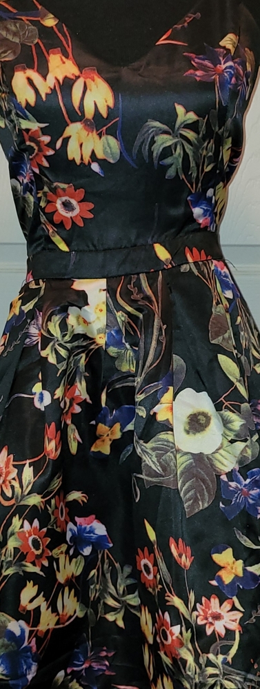 Floral Print pleated dress
